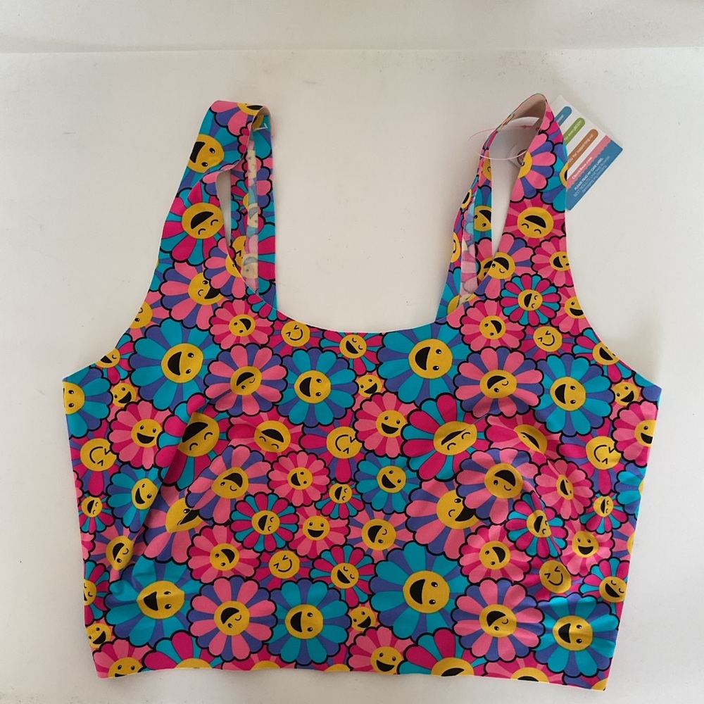 Cheek Boss Smiley Face Emoji No Show Bra. NWT size large.